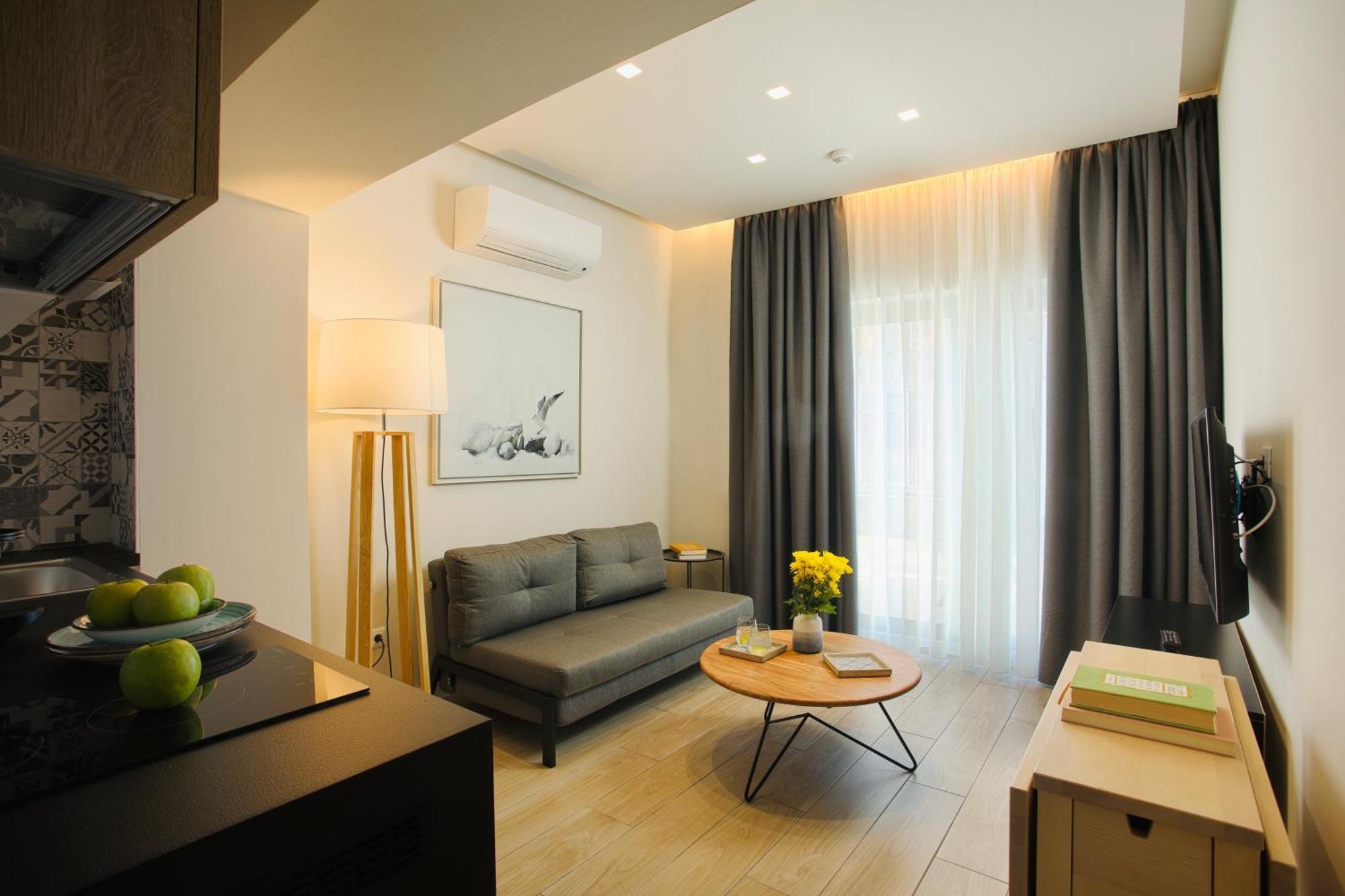 Hestia - Romvis 9 Aparthotel Atenas Exterior foto